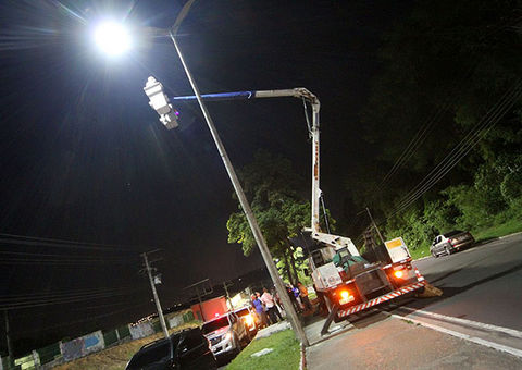 Iluminação a LEDs já ultrapassa mais de 3 mil pontos da cidade