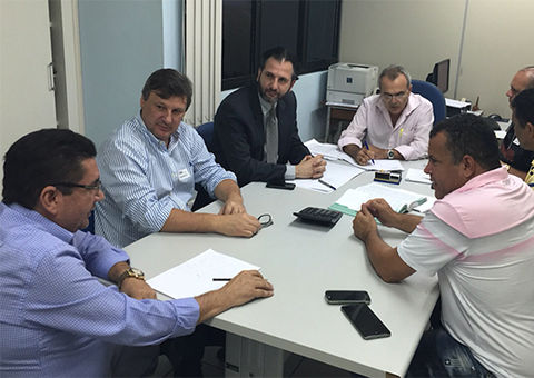 Rodoviários, Sinetram e SRTE descartam greve de ônibus