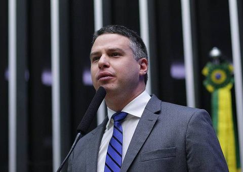 Artur Bisneto reativa discussão sobre denominação da Zona Franca de Manaus