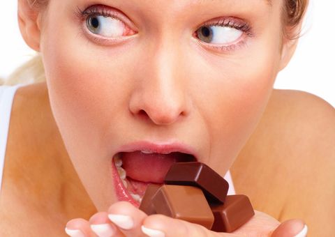 À noite é a pior hora para comer chocolate