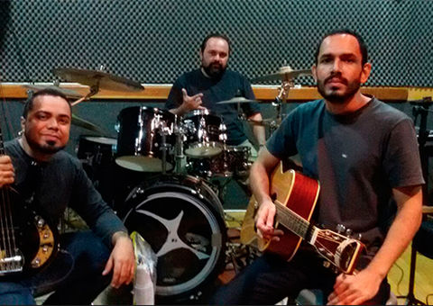 Nirvana ganha especial na véspera do feriado