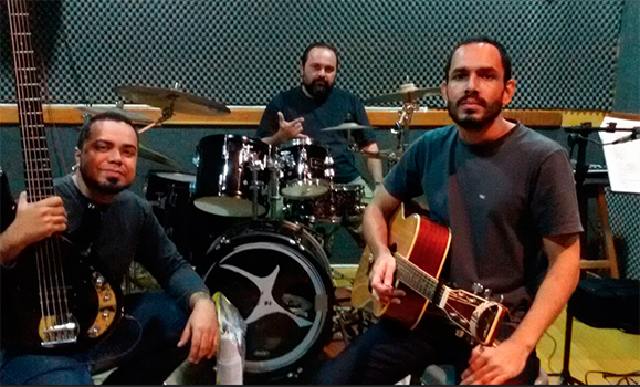 Nirvana ganha especial na véspera do feriado