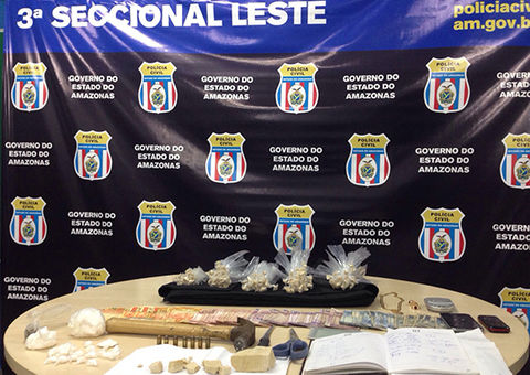 Operação apreende traficantes e droga no Coroado