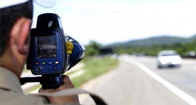 Licitação para contrato de radares de trânsito é suspensa