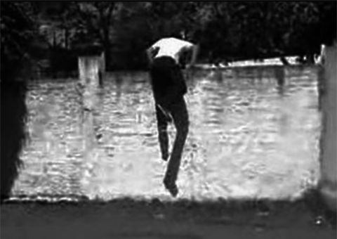 Jovem tenta defender pai e é morto a tiros