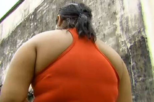 Obesa fica presa na catraca, é humilhada e expulsa do ônibus no Pará