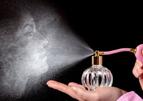 Marca francesa vai transformar em perfume o "cheiro" de entes queridos que morreram