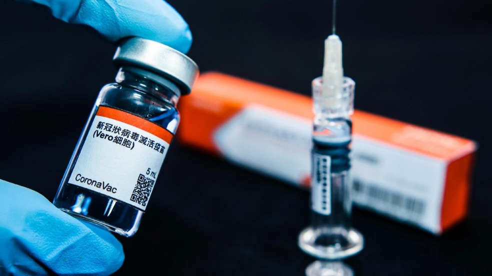 Coronavac é segura para crianças e adolescentes, diz teste preliminar