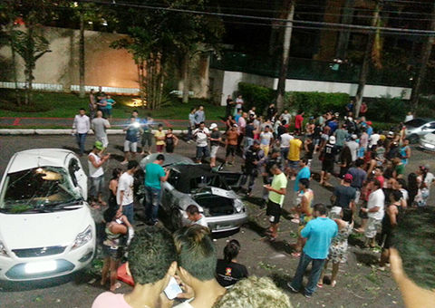 Em alta velocidade, BMW detona Focus na Ponta Negra