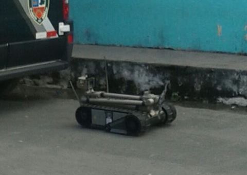  Bomba é implantada em frente a delegacia no Colônia Antônio Aleixo