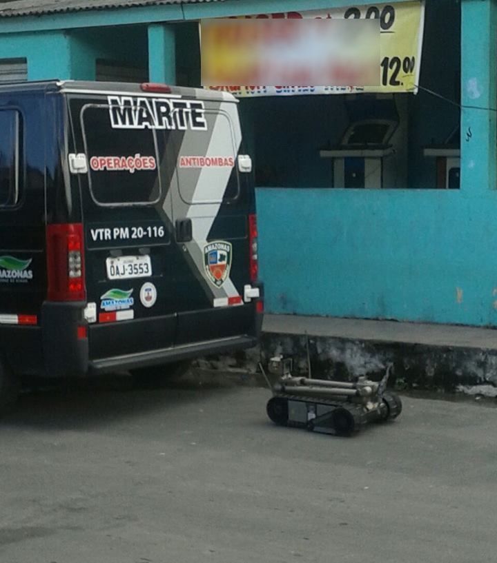  Bomba é implantada em frente a delegacia no Colônia Antônio Aleixo