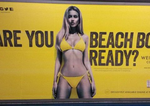 Anúncio com corpo 'inatingível' gera protesto de feministas