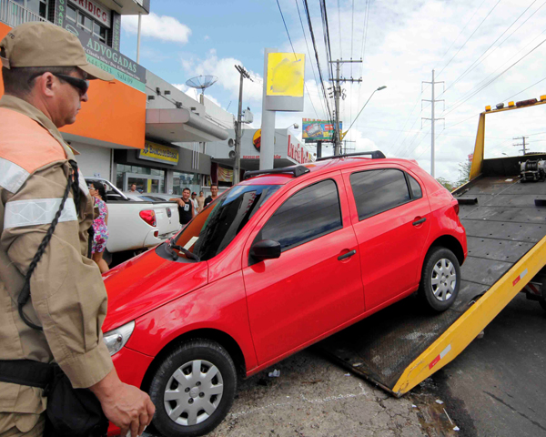 Motoristas são autuados por irregularidades na Noel Nutels 