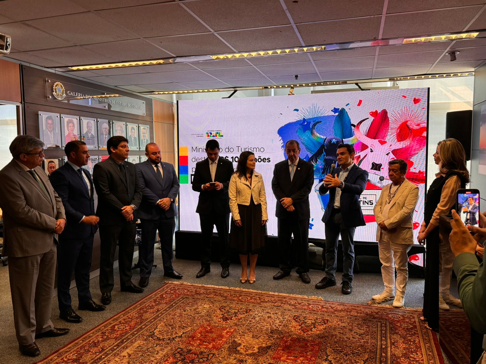 Bois-Bumbás recebem R$ 10 milhões do Ministério do Turismo