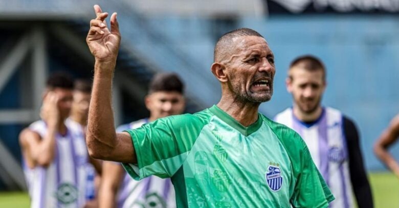 De volta: Sérgio Duarte é o novo técnico do São Raimundo para Barezão 2024