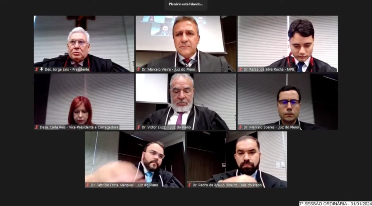 Veja quem votou pela cassação de Silas Câmara