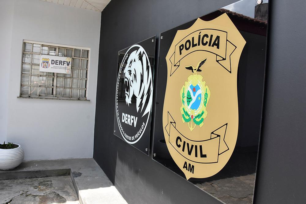 'Banha', pistoleiro de facção suspeito de 5 homicídios, é preso em Manaus