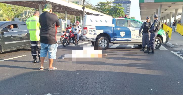 Idoso morre ao ser atropelado na faixa de pedestres na Av. Constantino Nery
