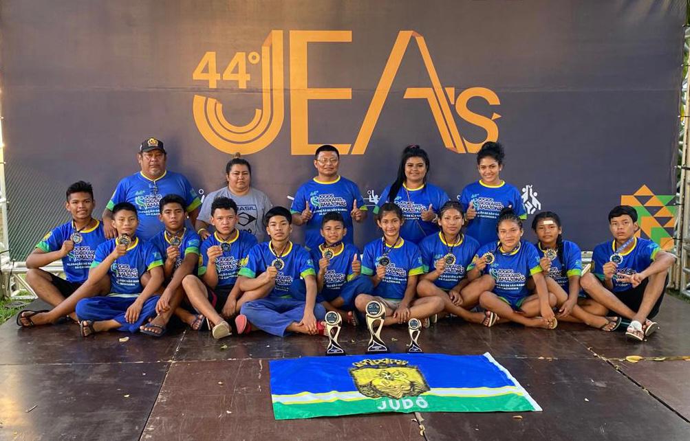 Judocas indígenas de São Gabriel da Cachoeira fazem história no JEAs 2023