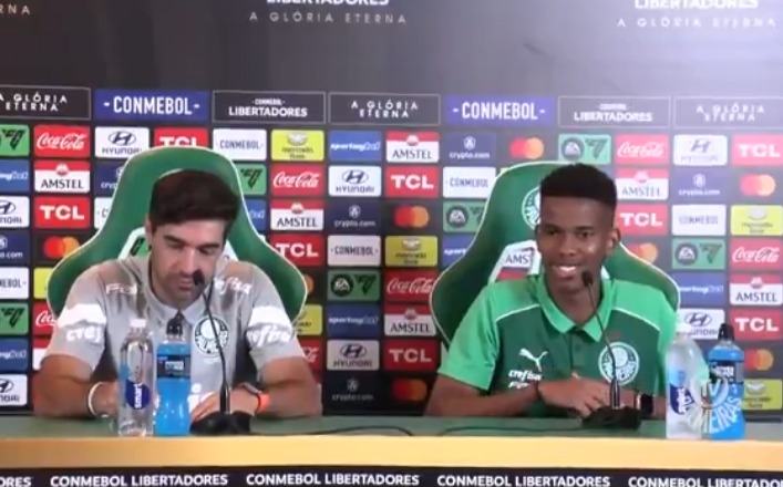 Estêvão encanta em noite histórica pelo Palmeiras