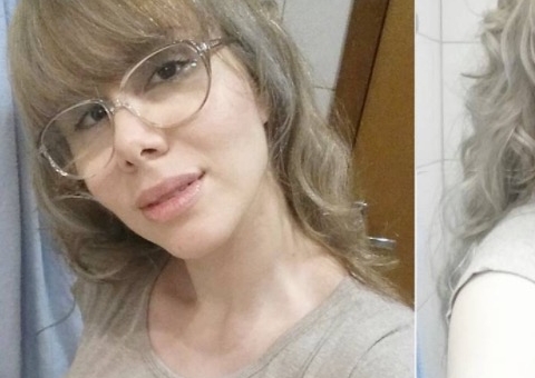 Com selfie antes de dormir, Sarah Sheeva faz revelação e vira piada na internet