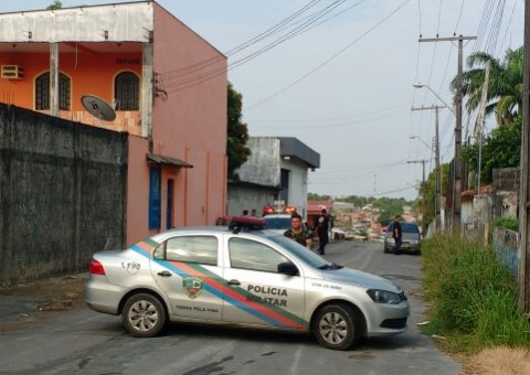 Corpo de homem com crânio achatado é encontrado na Zona Norte de Manaus 