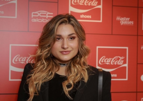 Sasha viaja para o Japão para criar e fotografar coleção