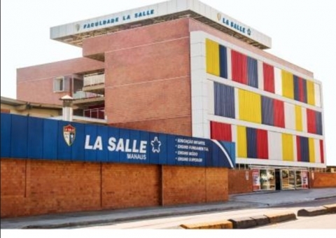 Colégio particular onde alunos passaram mal usa água de poço, diz Manaus Ambiental