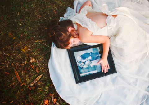 Antes de morrer, mãe organiza homenagem especial para filha e emociona o mundo