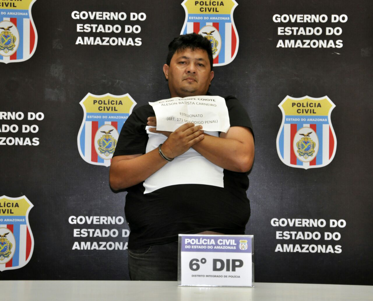 Falso funcionário do INSS é preso suspeito de aplicar golpes em Manaus