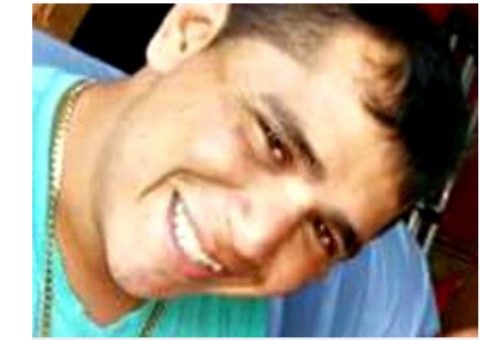 Homem leva 8 tiros durante festa de aniversário em Manaus