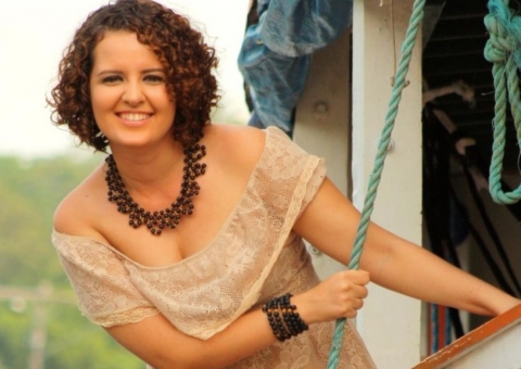 Karine Aguiar lança ‘Organic' nesta quarta-feira