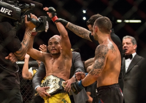 Justiça no UFC: cinturão dos Penas volta para Zé Aldo