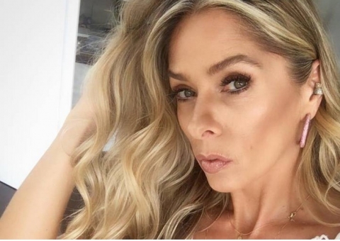 Adriane Galisteu diz que vai cumprir promessa e ficar nua na TV