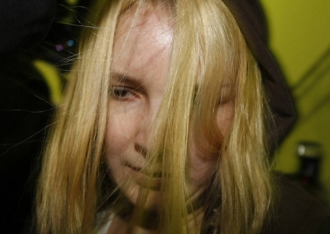 Elize pede para sair ao ver imagens de partes do corpo de Matsunaga