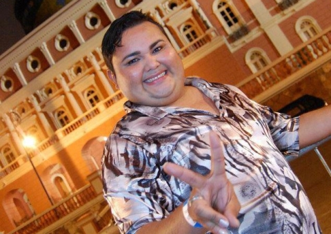 Altair Diniz apresenta “Especial Alcione” no Favela Vieiralves