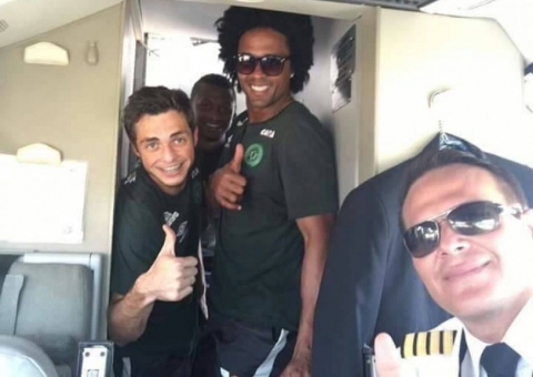 Pilotos ouviram desespero de comandante do voo do Chapecoense: "Nos deixem passar"