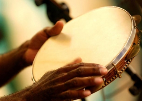 Favela Vieralves comemora aniversário com 10h de samba