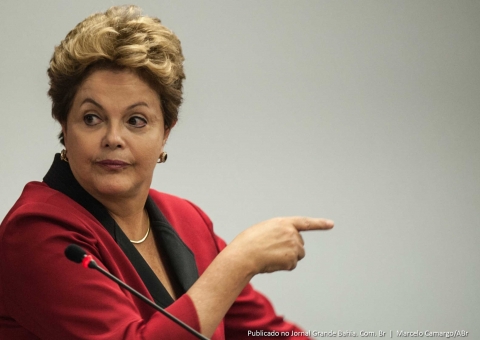Dilma critica repressão a protestos e diz que há um 'golpe dentro do golpe'