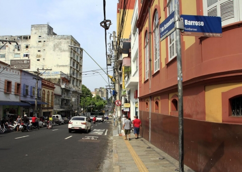 Durante Natal centro de Manaus terá mais vagas de estacionamento 