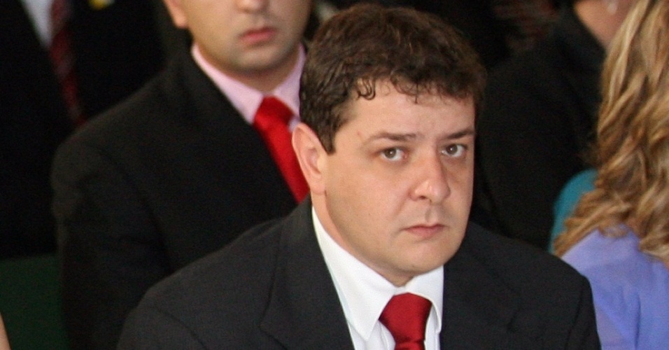 Apartamento onde mora Lulinha recebeu R$ 1,6 milhão em reforma, armários e eletrodomésticos