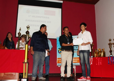 Estudantes e professores são premiados na Olimpíada Amazonense de Matemática