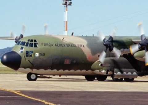 Aeronave que transporta corpos de jogadores da Chapecoense fará parada em Manaus