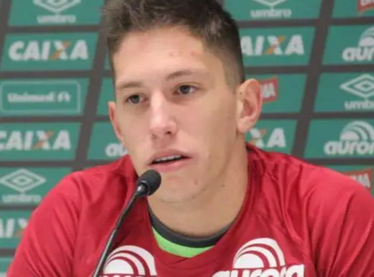 Goleiro Follmann passa por cirurgia e médicos descartam nova amputação