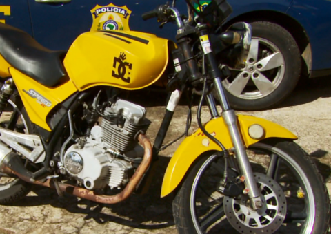 Homem cego é preso após dirigir embriagado e sem CNH 