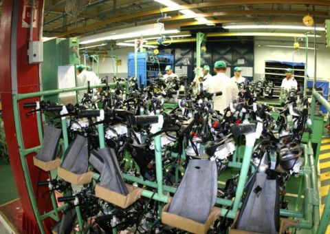 Honda responde à crise com   investimentos em alta cilindrada