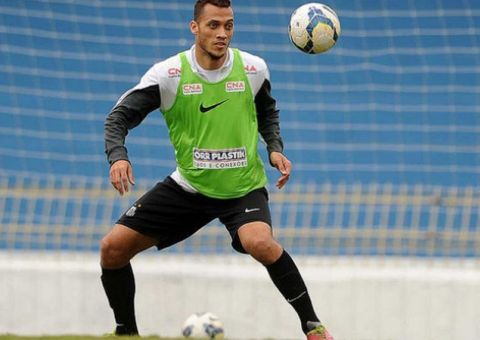  Pai de Neto afirma que o zagueiro voltará a jogar