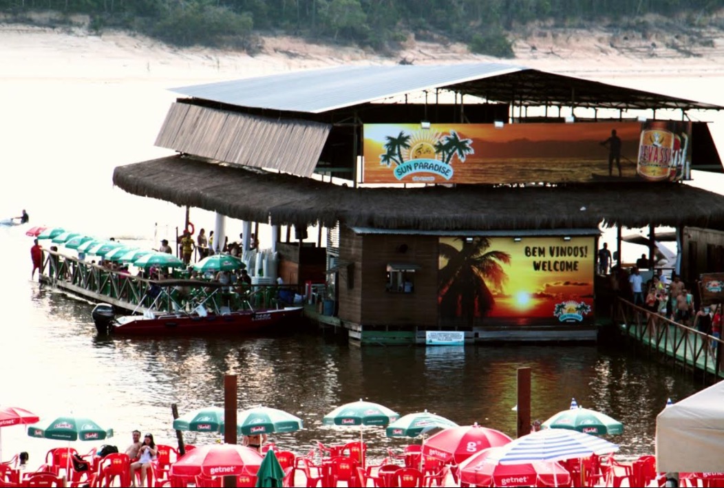 Flutuante Sun Paradise entra em clima de réveillon neste domingo