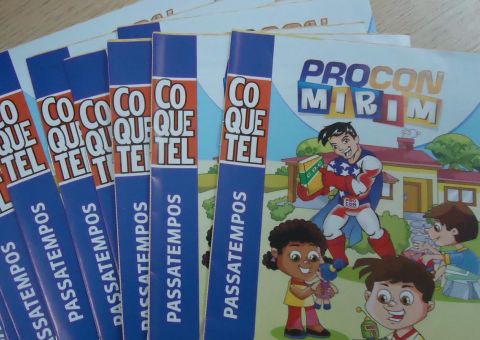 Procon Amazonas e Sinepe levam revista educativa a estudantes do ensino fundamental