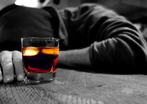  Para se libertar do alcoolismo, homem opta pela eutanásia  